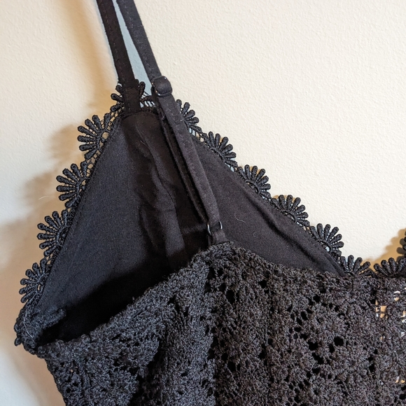 H&M Black Crotchet Bodysuit, size L - Picture 3 of 7